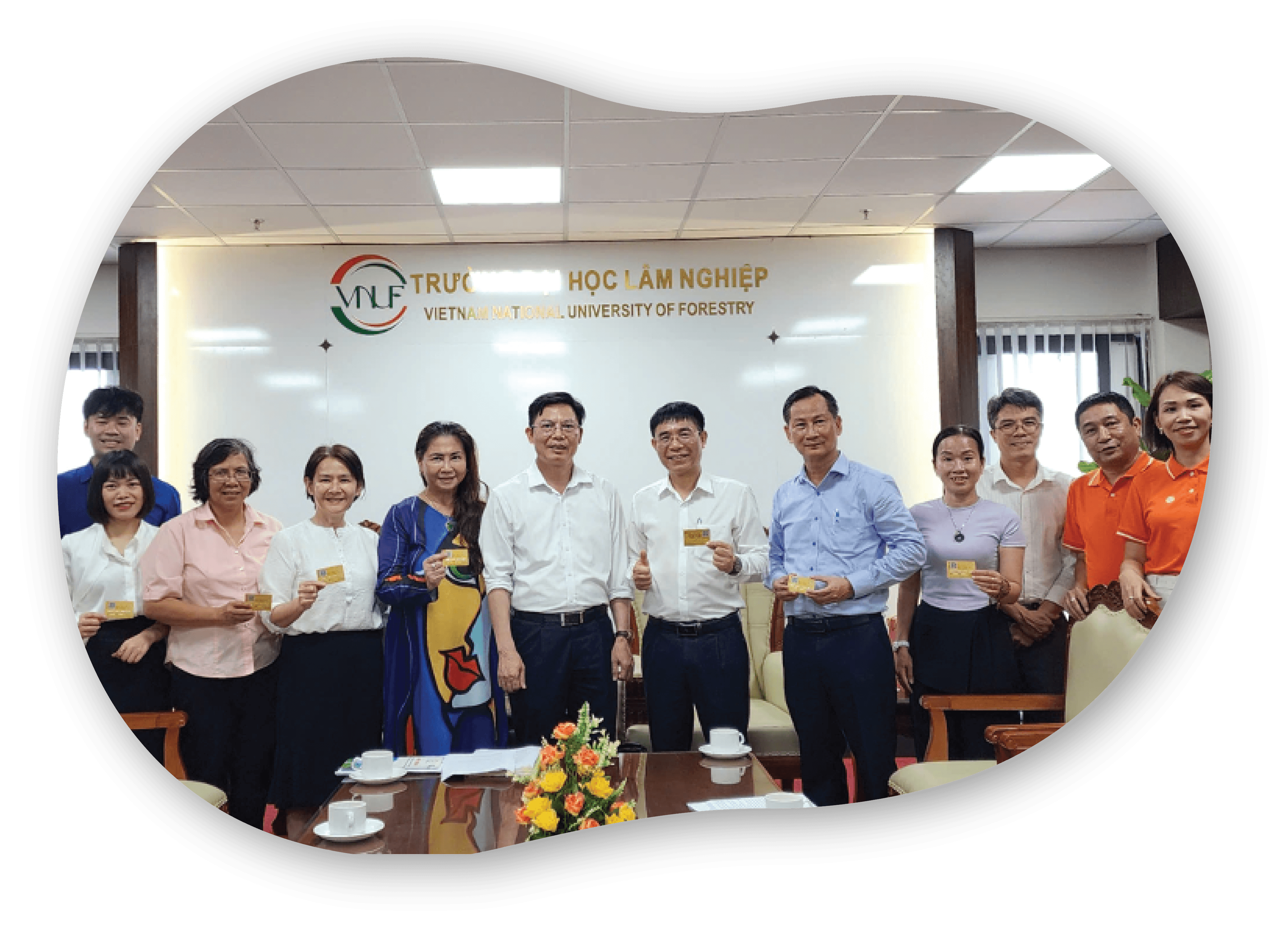 Nhóm đại diện tại Đại học Lâm nghiệp Việt Nam